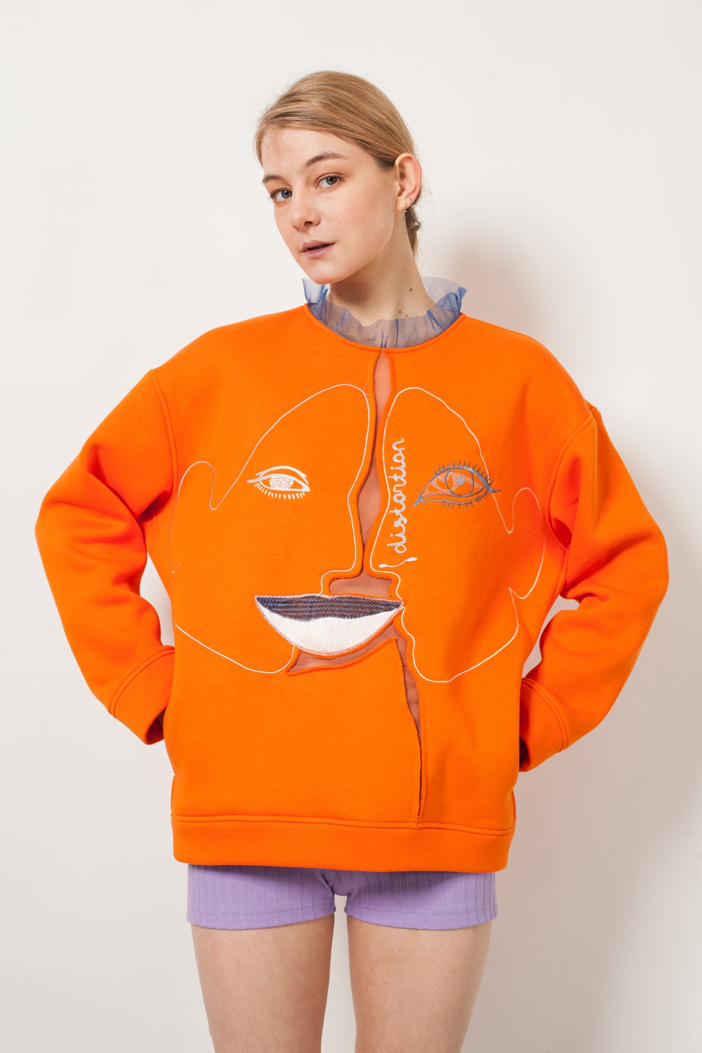 Cotton embroidered sweatshirt with fatin details